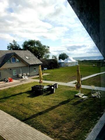 Фото номера Двухместный номер с 1 кроватью с видом на море Гостевой дом Guest House Skrablas г. Rucava 2